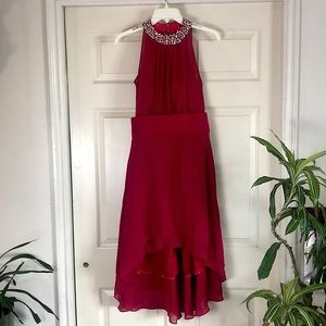 NWT Burgundy Formal Hi-Lo bridesmaid dress. Sz M